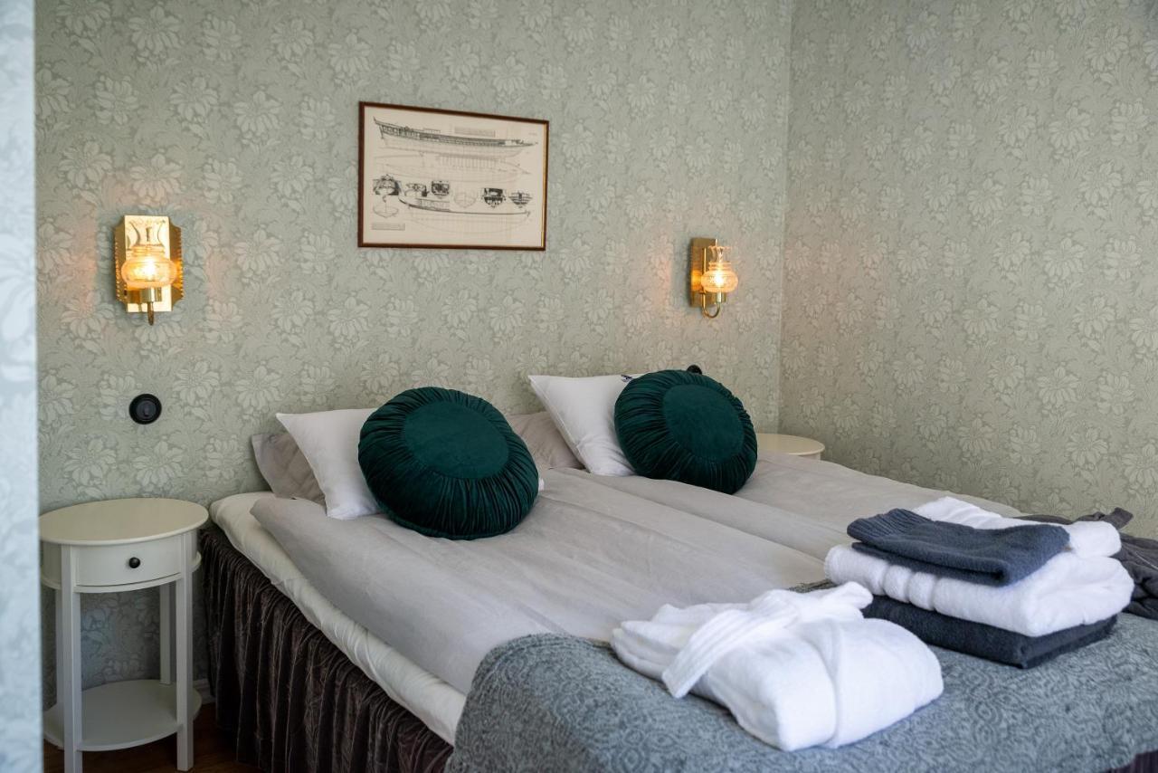 Fregatten Bed & Breakfast 卡尔斯克鲁纳 外观 照片